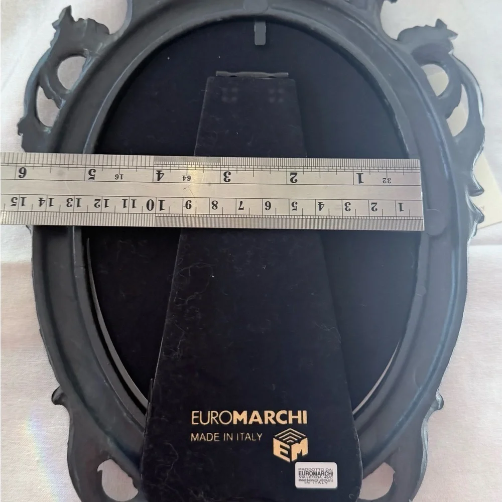 Eromarchi add touch